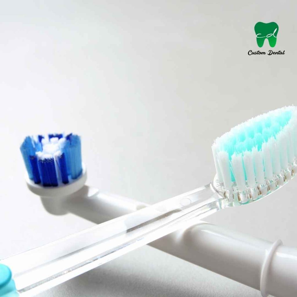 Pregunta a tu dentista cual es el mejor cepillo dental para ti.